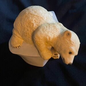 Franklin Mint Brrrr Polar Bear on Ice